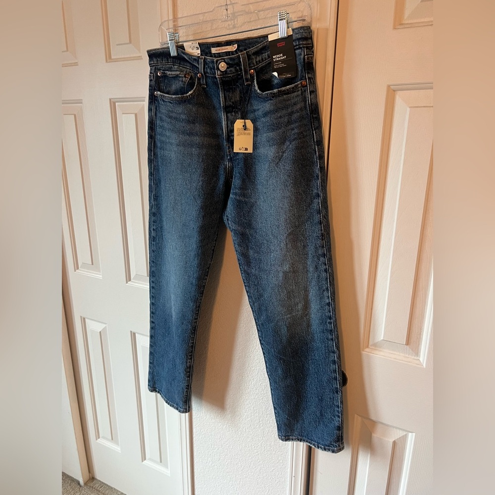 Levi's Wedgie Straight Jeans NWT
